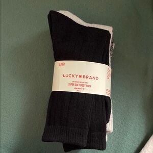 Lucky Brand Black Casual Socks with Ribbed Texture